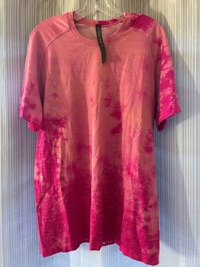 Pink LULUlemon Tie-Dye Short Sleeve Tee